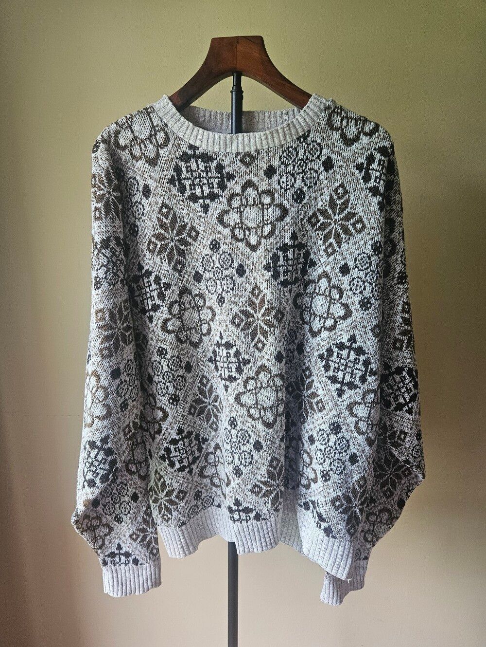 Crossings Women's Gray and Brown Patterned Crewneck Sweater Size XL